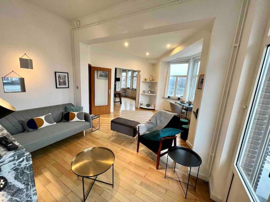 Bellevue - Grand Appartement Pour 5 Sur Les Quais De La Meuse Liège Zewnętrze zdjęcie