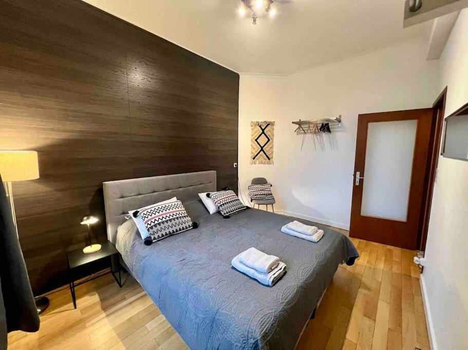 Bellevue - Grand Appartement Pour 5 Sur Les Quais De La Meuse Liège Zewnętrze zdjęcie