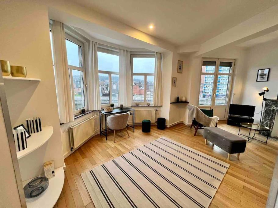 Bellevue - Grand Appartement Pour 5 Sur Les Quais De La Meuse Liège Zewnętrze zdjęcie