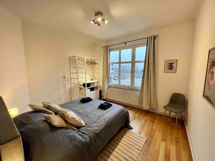 Bellevue - Grand Appartement Pour 5 Sur Les Quais De La Meuse Liège Zewnętrze zdjęcie
