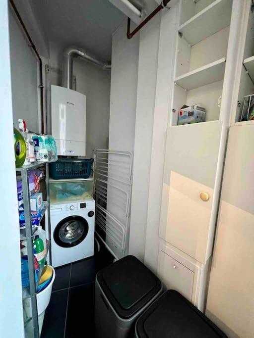 Bellevue - Grand Appartement Pour 5 Sur Les Quais De La Meuse Liège Zewnętrze zdjęcie