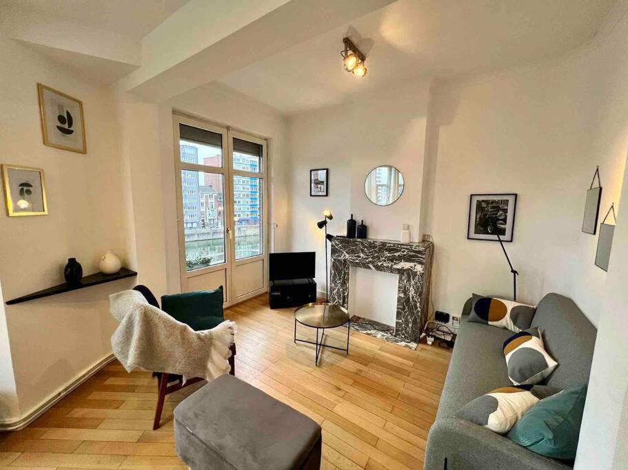 Bellevue - Grand Appartement Pour 5 Sur Les Quais De La Meuse Liège Zewnętrze zdjęcie