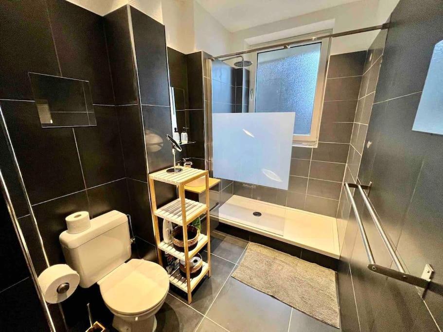 Bellevue - Grand Appartement Pour 5 Sur Les Quais De La Meuse Liège Zewnętrze zdjęcie